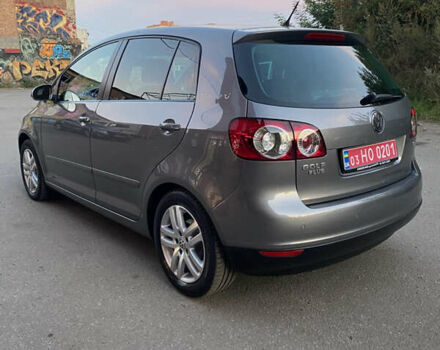 Фольксваген Гольф Плюс 2008 в Ахтырке на Automoto.ua Серый Фольксваген Гольф Плюс, объемом двигателя 1.6 л и пробегом 165 тыс. км за 6999 $, фото 4 на Automoto.ua