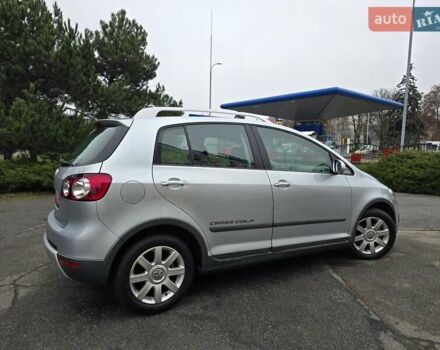 Серый Фольксваген Гольф Плюс, объемом двигателя 1.4 л и пробегом 121 тыс. км за 7400 $, фото 25 на Automoto.ua