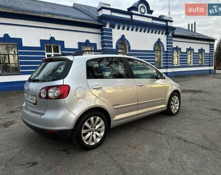 Серый Фольксваген Гольф Плюс, объемом двигателя 1.6 л и пробегом 144 тыс. км за 8200 $, фото 9 на Automoto.ua