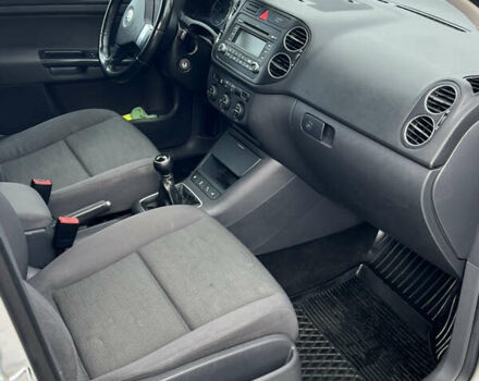 Сірий Фольксваген Golf Plus, об'ємом двигуна 1.6 л та пробігом 234 тис. км за 6800 $, фото 16 на Automoto.ua