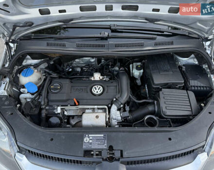Сірий Фольксваген Golf Plus, об'ємом двигуна 1.4 л та пробігом 226 тис. км за 5900 $, фото 14 на Automoto.ua