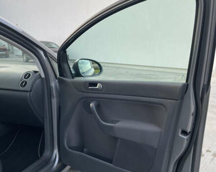 Серый Фольксваген Гольф Плюс, объемом двигателя 1.4 л и пробегом 217 тыс. км за 6200 $, фото 18 на Automoto.ua