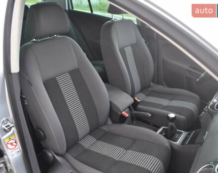 Сірий Фольксваген Golf Plus, об'ємом двигуна 1.6 л та пробігом 160 тис. км за 7999 $, фото 39 на Automoto.ua