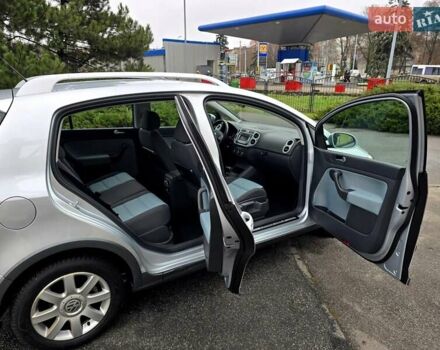 Серый Фольксваген Гольф Плюс, объемом двигателя 1.4 л и пробегом 121 тыс. км за 7400 $, фото 56 на Automoto.ua