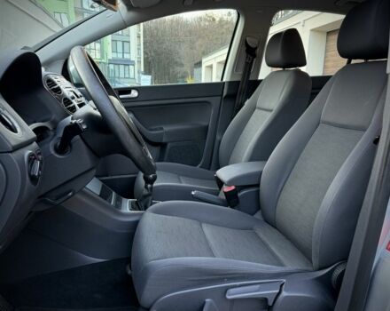 Сірий Фольксваген Golf Plus, об'ємом двигуна 1.6 л та пробігом 237 тис. км за 6999 $, фото 4 на Automoto.ua