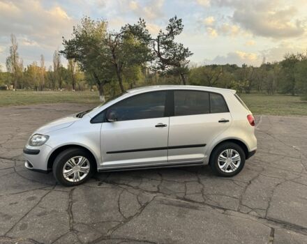 Сірий Фольксваген Golf Plus, об'ємом двигуна 1.6 л та пробігом 238 тис. км за 6990 $, фото 2 на Automoto.ua