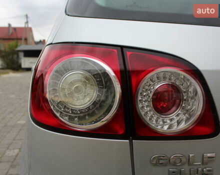 Фольксваген Гольф Плюс 2008 в Трускавце на Automoto.ua Серый Фольксваген Гольф Плюс, объемом двигателя 1.6 л и пробегом 195 тыс. км за 6790 $, фото 42 на Automoto.ua