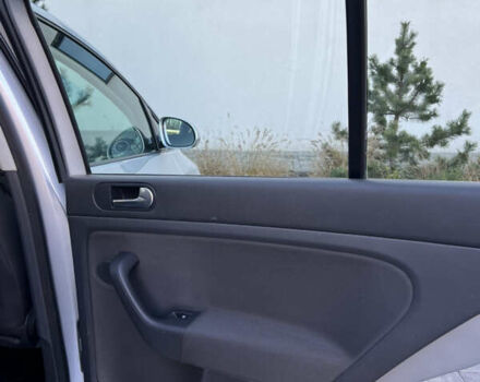 Серый Фольксваген Гольф Плюс, объемом двигателя 1.6 л и пробегом 99 тыс. км за 7250 $, фото 70 на Automoto.ua