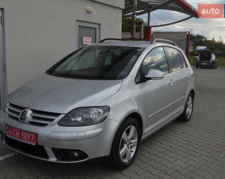 Сірий Фольксваген Golf Plus, об'ємом двигуна 1.6 л та пробігом 160 тис. км за 7999 $, фото 18 на Automoto.ua