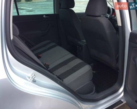 Серый Фольксваген Гольф Плюс, объемом двигателя 1.4 л и пробегом 195 тыс. км за 6900 $, фото 17 на Automoto.ua