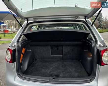 Серый Фольксваген Гольф Плюс, объемом двигателя 1.4 л и пробегом 121 тыс. км за 7400 $, фото 107 на Automoto.ua