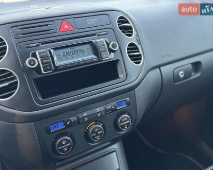 Серый Фольксваген Гольф Плюс, объемом двигателя 0 л и пробегом 166 тыс. км за 5800 $, фото 44 на Automoto.ua