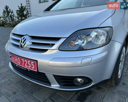 Серый Фольксваген Гольф Плюс, объемом двигателя 1.6 л и пробегом 99 тыс. км за 7250 $, фото 30 на Automoto.ua