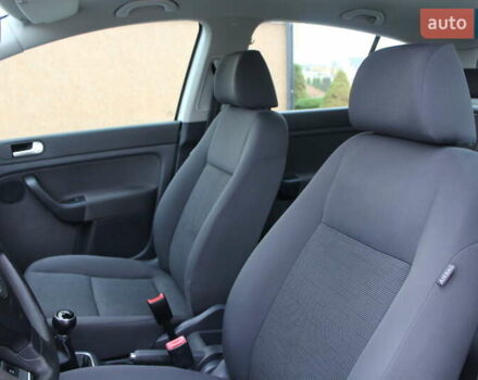 Фольксваген Гольф Плюс 2008 в Трускавце на Automoto.ua Серый Фольксваген Гольф Плюс, объемом двигателя 1.6 л и пробегом 195 тыс. км за 6790 $, фото 58 на Automoto.ua