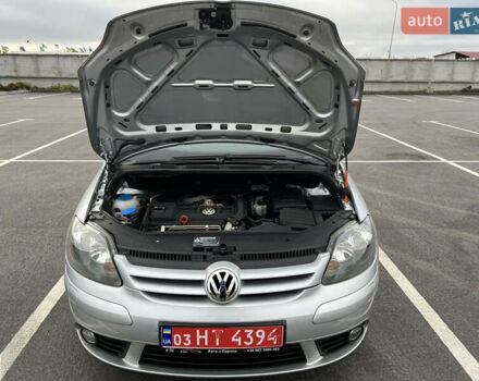 Сірий Фольксваген Golf Plus, об'ємом двигуна 1.4 л та пробігом 183 тис. км за 7899 $, фото 33 на Automoto.ua