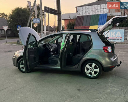 Серый Фольксваген Гольф Плюс, объемом двигателя 0 л и пробегом 221 тыс. км за 6300 $, фото 74 на Automoto.ua