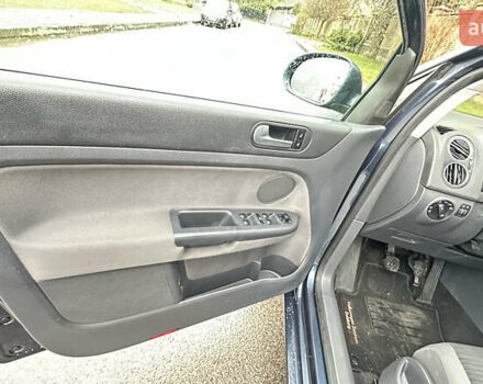 Серый Фольксваген Гольф Плюс, объемом двигателя 1.6 л и пробегом 165 тыс. км за 6850 $, фото 14 на Automoto.ua