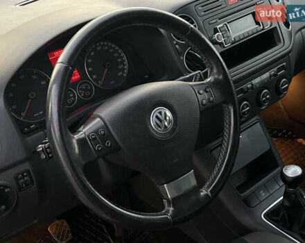 Серый Фольксваген Гольф Плюс, объемом двигателя 0 л и пробегом 221 тыс. км за 6300 $, фото 39 на Automoto.ua