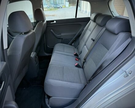 Сірий Фольксваген Golf Plus, об'ємом двигуна 1.6 л та пробігом 237 тис. км за 6999 $, фото 21 на Automoto.ua