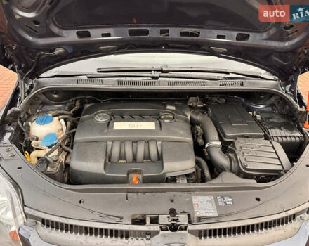 Серый Фольксваген Гольф Плюс, объемом двигателя 1.6 л и пробегом 128 тыс. км за 6700 $, фото 9 на Automoto.ua