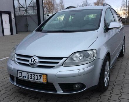 Серый Фольксваген Гольф Плюс, объемом двигателя 1.4 л и пробегом 195 тыс. км за 6800 $, фото 2 на Automoto.ua