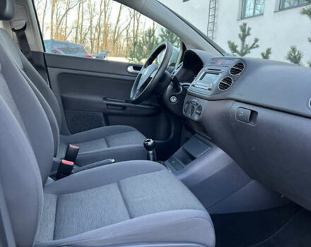 Серый Фольксваген Гольф Плюс, объемом двигателя 1.6 л и пробегом 99 тыс. км за 7250 $, фото 56 на Automoto.ua