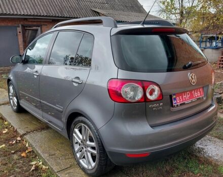 Серый Фольксваген Гольф Плюс, объемом двигателя 1.4 л и пробегом 240 тыс. км за 7700 $, фото 5 на Automoto.ua