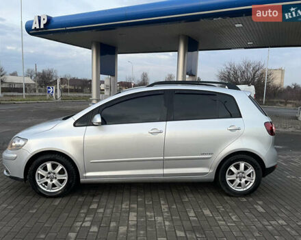 Серый Фольксваген Гольф Плюс, объемом двигателя 1.4 л и пробегом 243 тыс. км за 7300 $, фото 6 на Automoto.ua