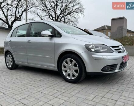 Серый Фольксваген Гольф Плюс, объемом двигателя 1.6 л и пробегом 127 тыс. км за 7550 $, фото 15 на Automoto.ua