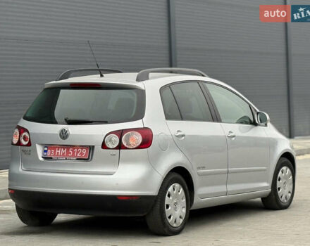Серый Фольксваген Гольф Плюс, объемом двигателя 1.6 л и пробегом 206 тыс. км за 6200 $, фото 22 на Automoto.ua