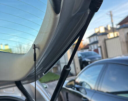 Серый Фольксваген Гольф Плюс, объемом двигателя 1.6 л и пробегом 208 тыс. км за 6490 $, фото 37 на Automoto.ua