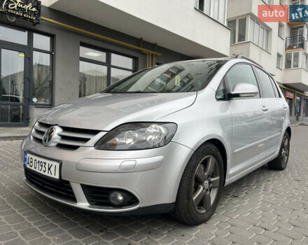 Серый Фольксваген Гольф Плюс, объемом двигателя 1.39 л и пробегом 287 тыс. км за 5000 $, фото 19 на Automoto.ua