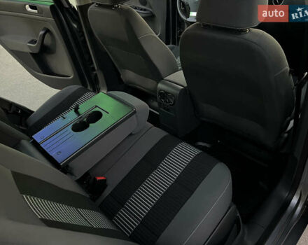 Серый Фольксваген Гольф Плюс, объемом двигателя 0 л и пробегом 221 тыс. км за 6300 $, фото 52 на Automoto.ua