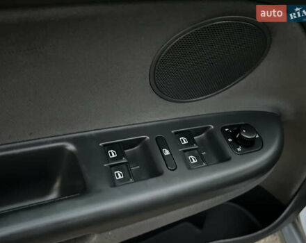 Серый Фольксваген Гольф Плюс, объемом двигателя 0 л и пробегом 221 тыс. км за 6300 $, фото 31 на Automoto.ua