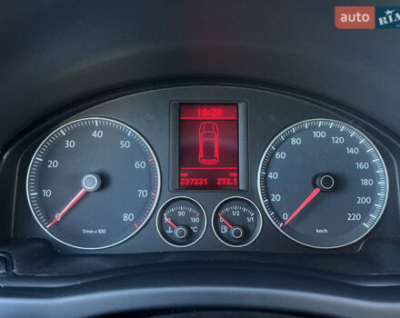 Фольксваген Гольф Плюс 2008 в Черкассах на Automoto.ua Серый Фольксваген Гольф Плюс, объемом двигателя 1.4 л и пробегом 238 тыс. км за 6599 $, фото 88 на Automoto.ua