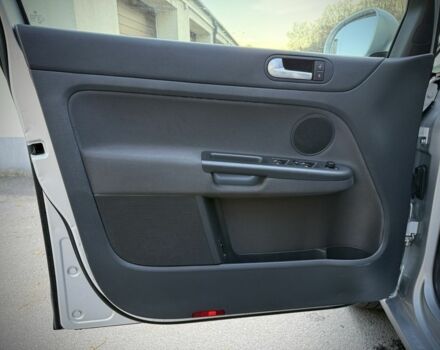 Сірий Фольксваген Golf Plus, об'ємом двигуна 1.6 л та пробігом 237 тис. км за 6999 $, фото 8 на Automoto.ua