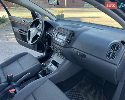 Сірий Фольксваген Golf Plus, об'ємом двигуна 1.6 л та пробігом 192 тис. км за 6450 $, фото 46 на Automoto.ua