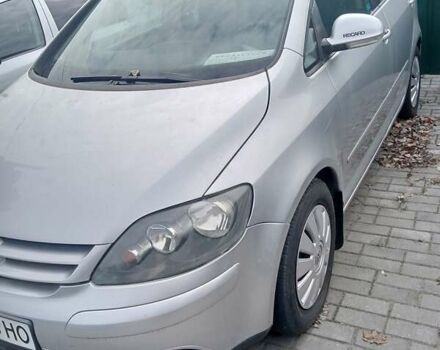 Серый Фольксваген Гольф Плюс, объемом двигателя 1.39 л и пробегом 260 тыс. км за 5900 $, фото 12 на Automoto.ua