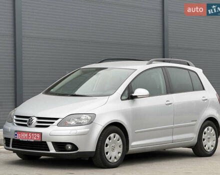 Серый Фольксваген Гольф Плюс, объемом двигателя 1.6 л и пробегом 206 тыс. км за 6200 $, фото 15 на Automoto.ua