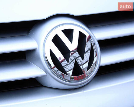 Серый Фольксваген Гольф Плюс, объемом двигателя 1.6 л и пробегом 189 тыс. км за 7800 $, фото 26 на Automoto.ua