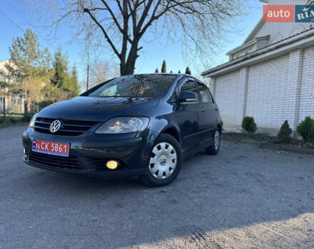 Сірий Фольксваген Golf Plus, об'ємом двигуна 1.6 л та пробігом 192 тис. км за 6450 $, фото 2 на Automoto.ua