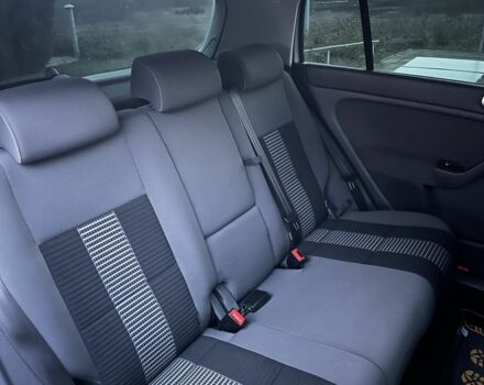 Серый Фольксваген Гольф Плюс, объемом двигателя 1.4 л и пробегом 243 тыс. км за 7300 $, фото 16 на Automoto.ua