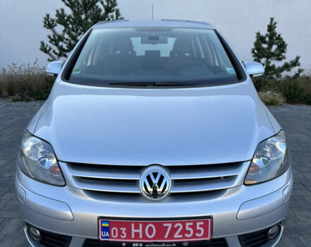 Серый Фольксваген Гольф Плюс, объемом двигателя 1.6 л и пробегом 99 тыс. км за 7250 $, фото 4 на Automoto.ua