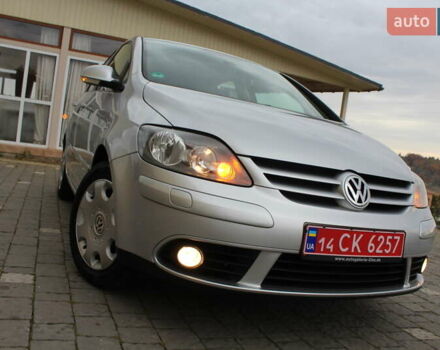 Фольксваген Гольф Плюс 2008 в Трускавце на Automoto.ua Серый Фольксваген Гольф Плюс, объемом двигателя 1.6 л и пробегом 195 тыс. км за 6790 $, фото 13 на Automoto.ua