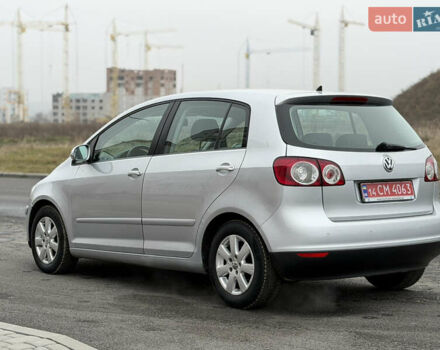 Сірий Фольксваген Golf Plus, об'ємом двигуна 1.6 л та пробігом 219 тис. км за 6499 $, фото 4 на Automoto.ua