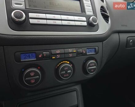 Серый Фольксваген Гольф Плюс, объемом двигателя 1.4 л и пробегом 121 тыс. км за 7400 $, фото 77 на Automoto.ua