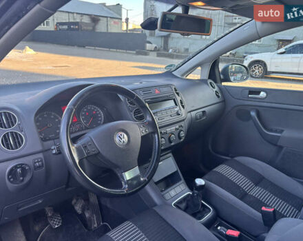Сірий Фольксваген Golf Plus, об'ємом двигуна 1.4 л та пробігом 170 тис. км за 5700 $, фото 6 на Automoto.ua