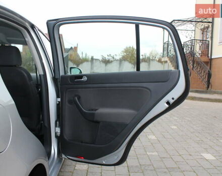 Фольксваген Гольф Плюс 2008 в Трускавце на Automoto.ua Серый Фольксваген Гольф Плюс, объемом двигателя 1.6 л и пробегом 195 тыс. км за 6790 $, фото 92 на Automoto.ua