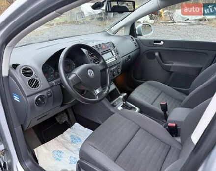 Серый Фольксваген Гольф Плюс, объемом двигателя 1.6 л и пробегом 189 тыс. км за 8400 $, фото 20 на Automoto.ua