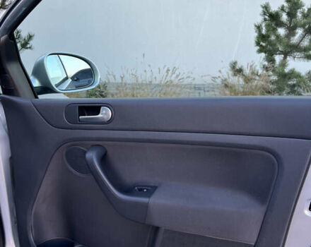 Серый Фольксваген Гольф Плюс, объемом двигателя 1.6 л и пробегом 99 тыс. км за 7250 $, фото 51 на Automoto.ua